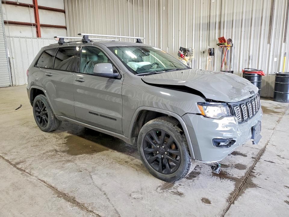2019 JEEP GRAND CHEROKEE LAREDO 4