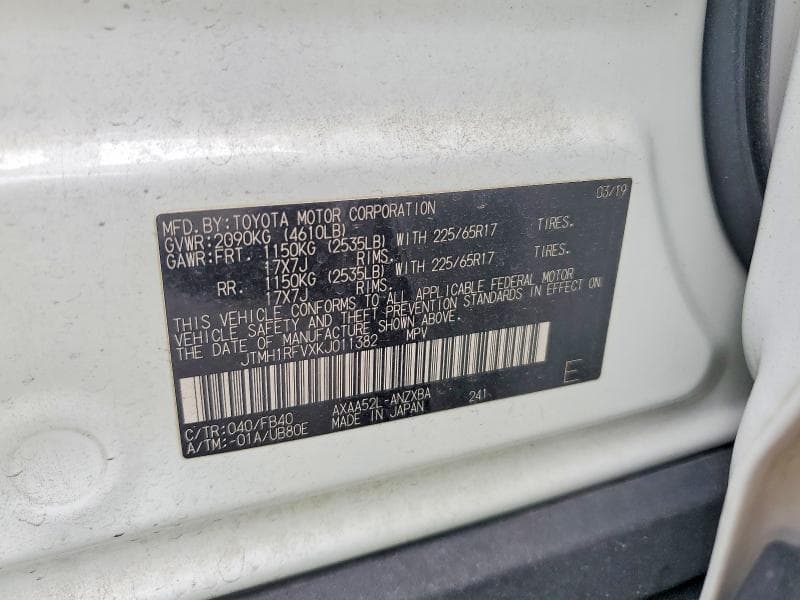 2019 TOYOTA RAV4 LE 14