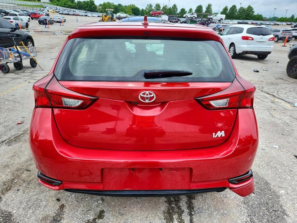 2018 TOYOTA COROLLA IM BASE 6