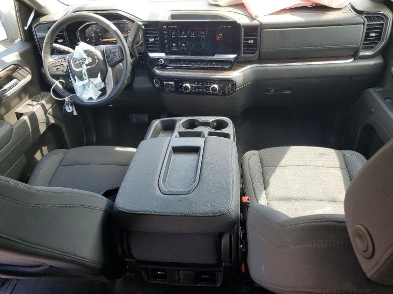 2026 GMC SIERRA K1500 SLE 8