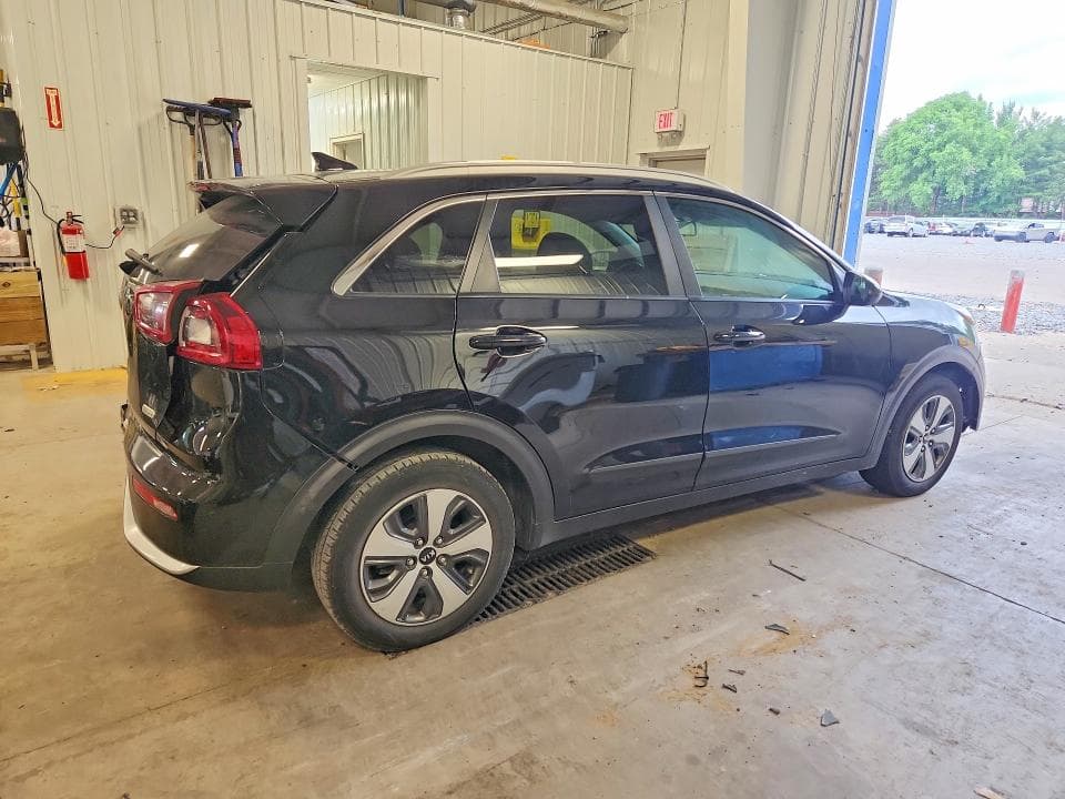2017 KIA NIRO FE 3
