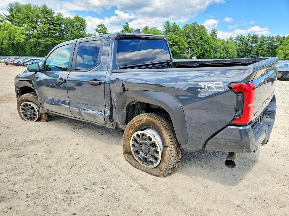 2024 TOYOTA TACOMA TRD OFF-ROAD 2