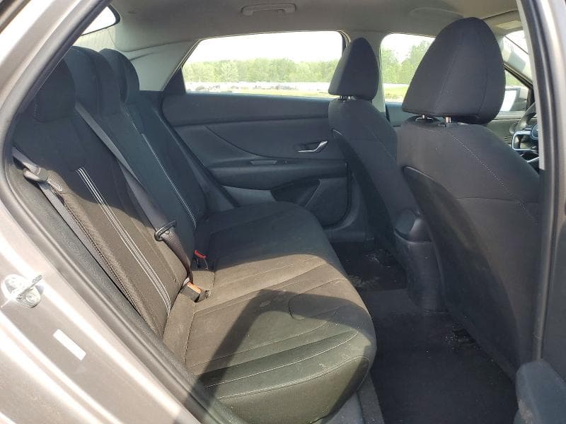 2023 HYUNDAI ELANTRA SEL 10