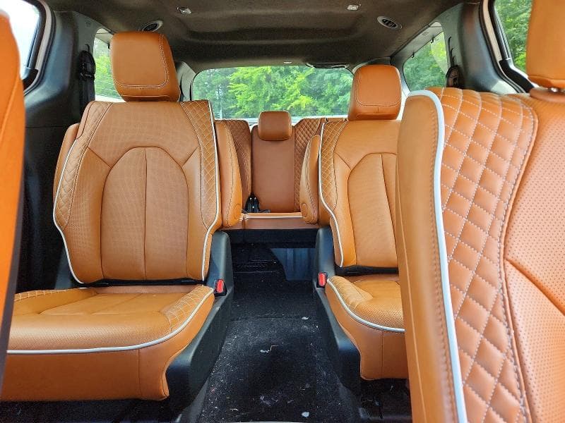 2024 CHRYSLER PACIFICA PINNACLE 10