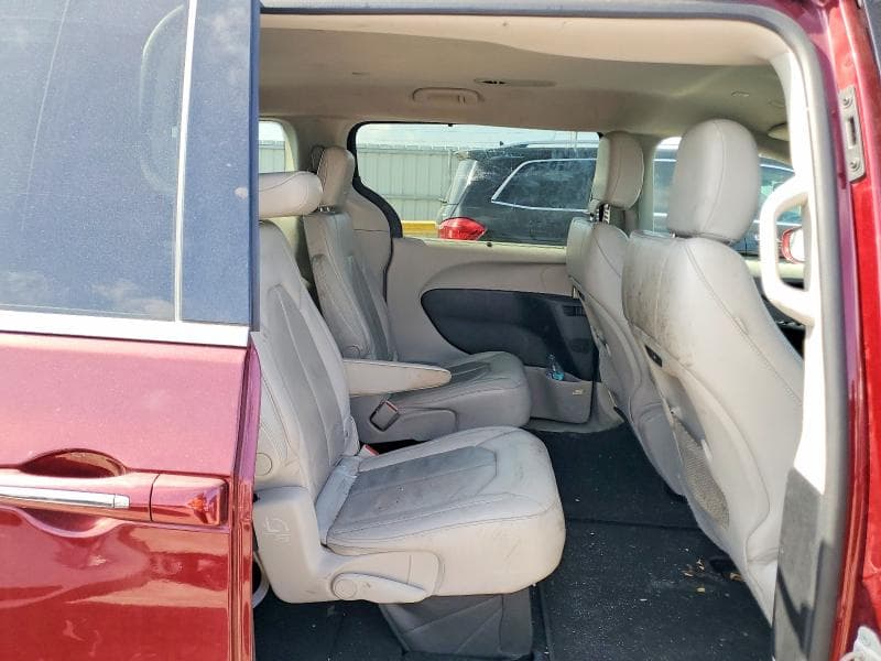 2021 CHRYSLER PACIFICA TOURING L 11