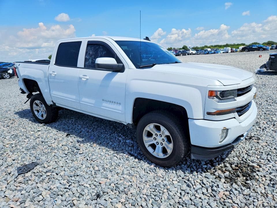 2018 CHEVROLET SILVERADO K1500 LT 4