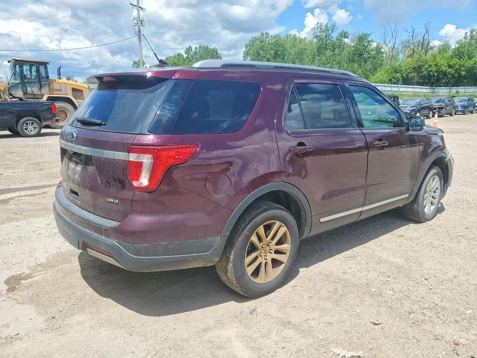 2019 FORD EXPLORER XLT 3
