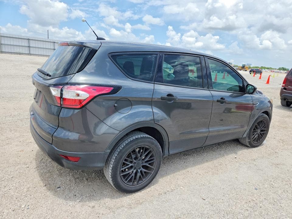 2017 FORD ESCAPE S 3