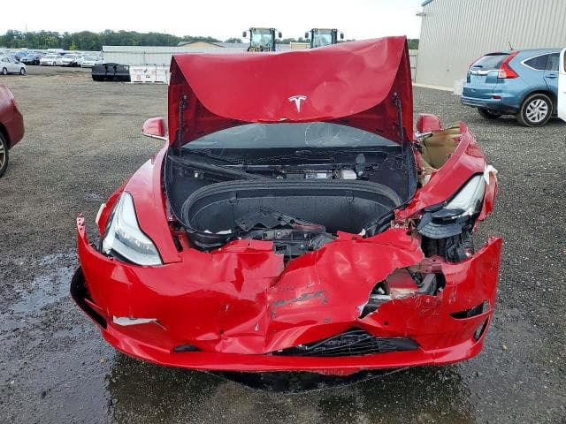 2018 TESLA MODEL 3 5