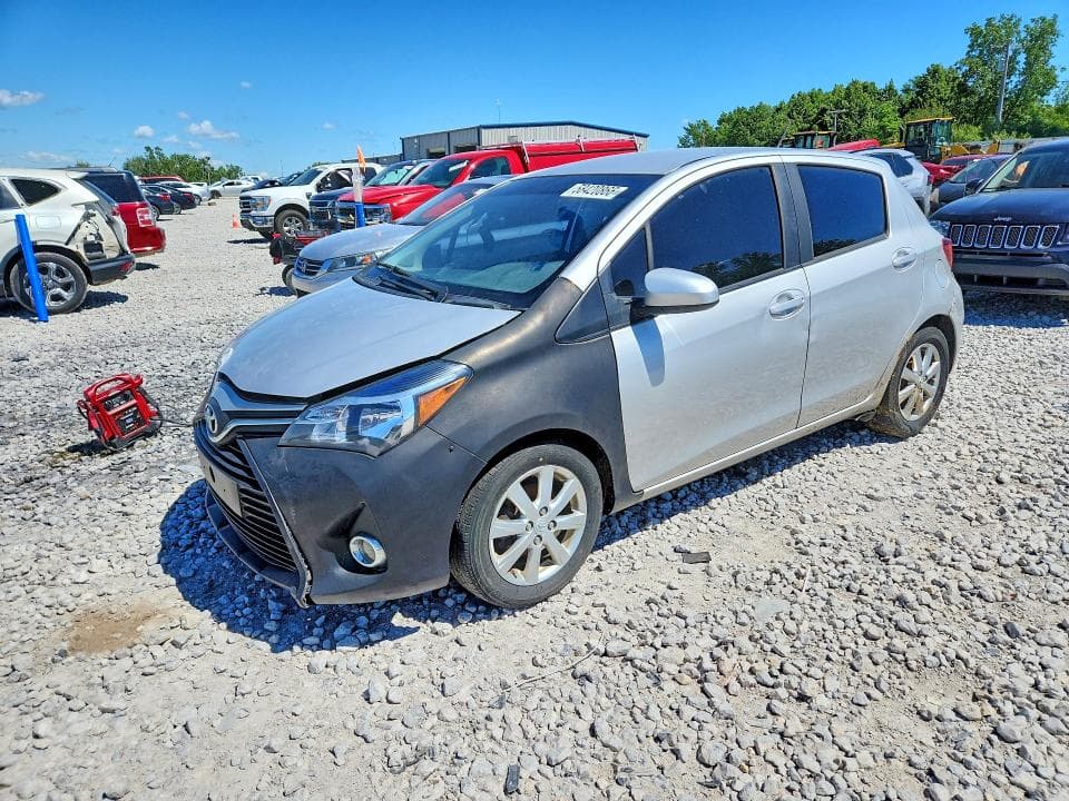 2015 TOYOTA YARIS