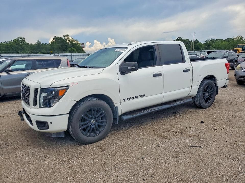 2018 NISSAN TITAN