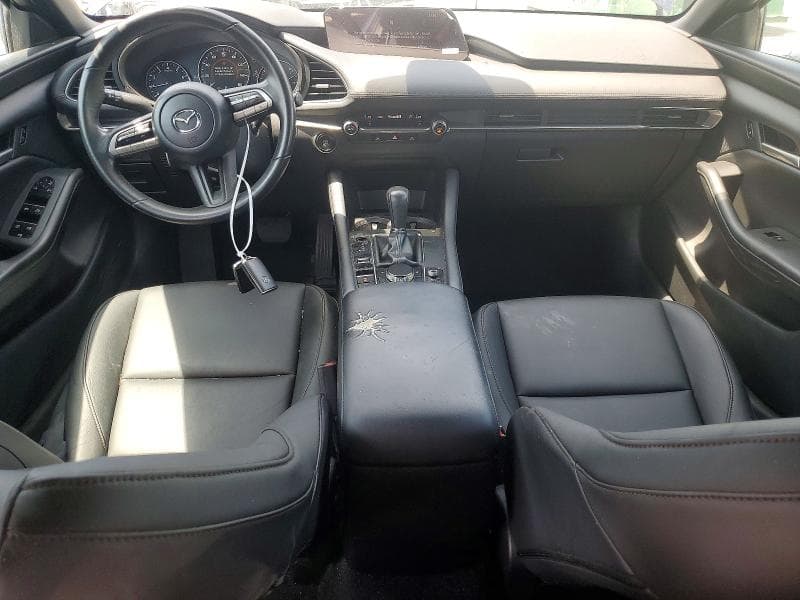 2023 MAZDA 3 SELECT 8
