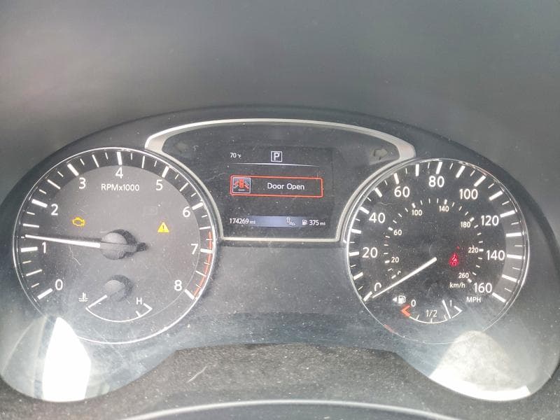 2017 NISSAN ALTIMA 9