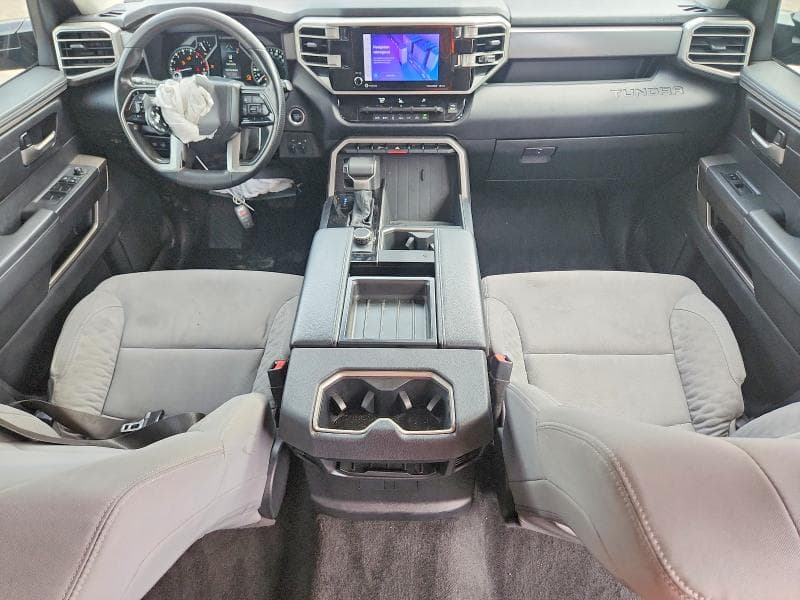 2022 TOYOTA TUNDRA SR5 8