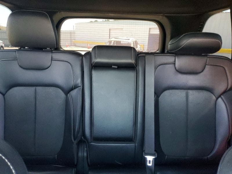 2024 JEEP GRAND CHEROKEE LAREDO 10