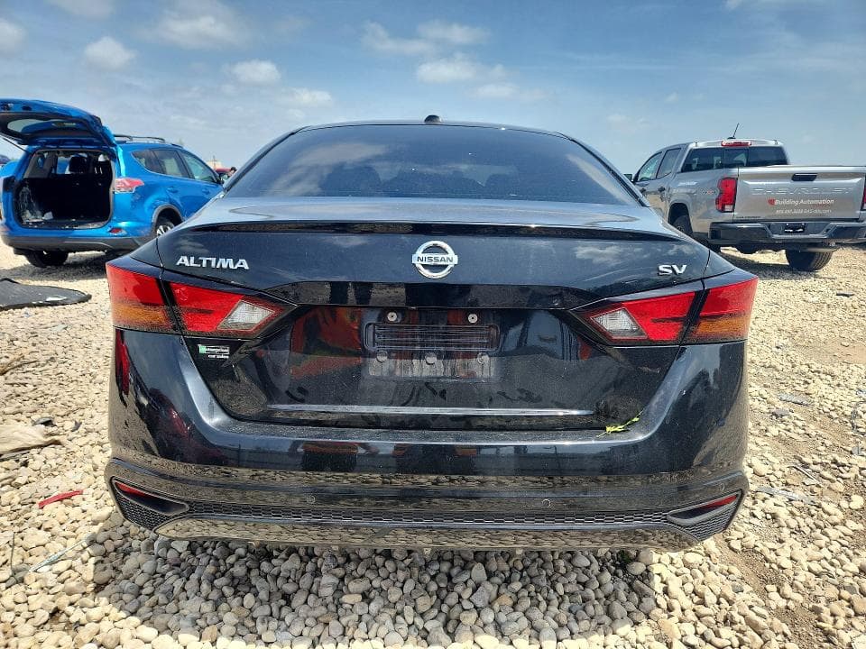 2021 NISSAN ALTIMA SV 6
