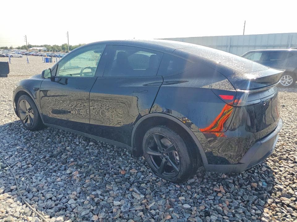 2026 TESLA MODEL Y 2