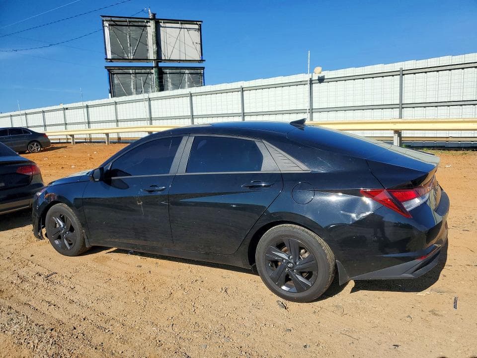 2023 HYUNDAI ELANTRA SEL 2