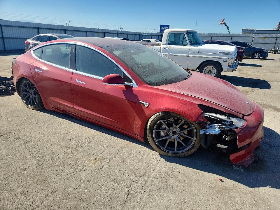 2018 TESLA MODEL 3 4
