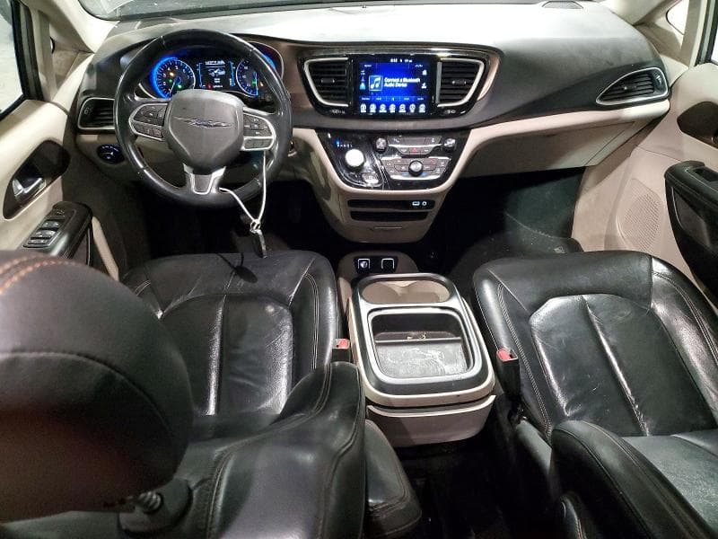 2017 CHRYSLER PACIFICA TOURING L 8