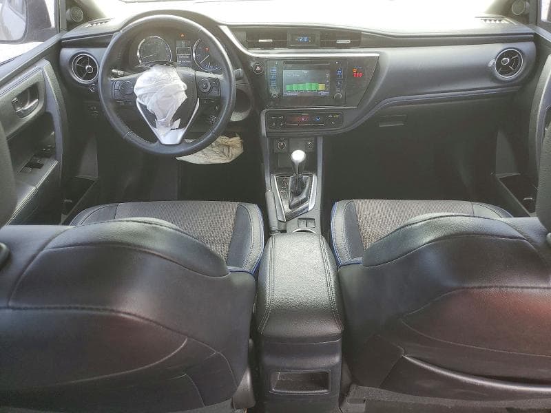 2018 TOYOTA COROLLA SE 8