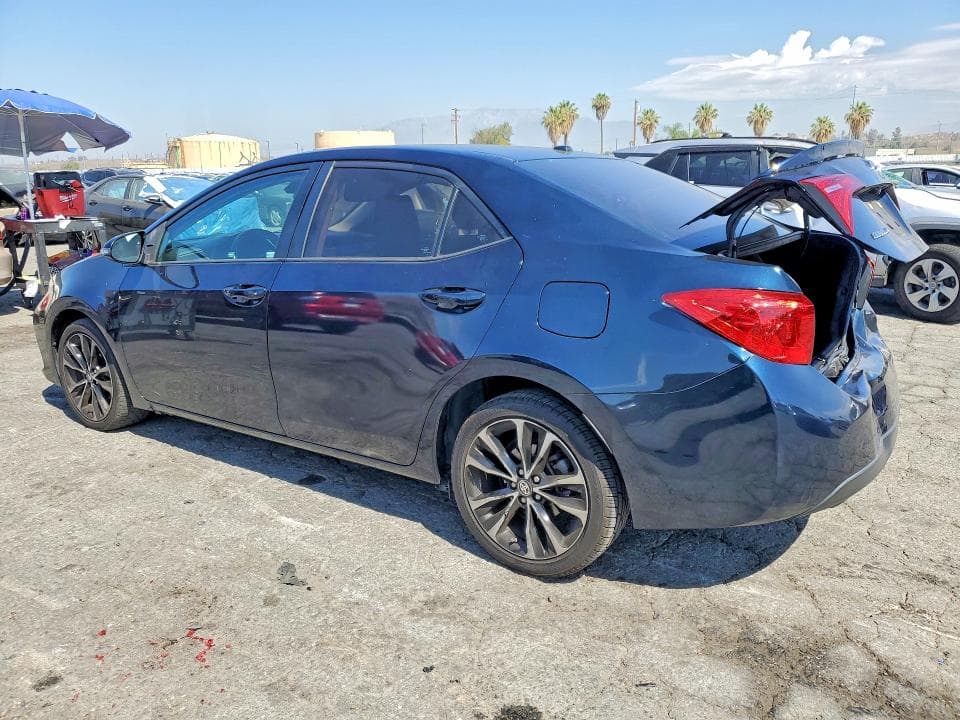 2019 TOYOTA COROLLA SE 2