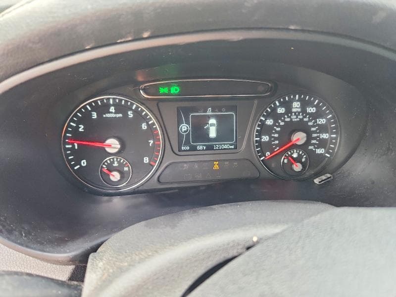 2017 KIA SORENTO LX 9