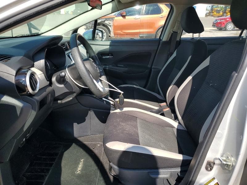 2021 NISSAN VERSA SV 7