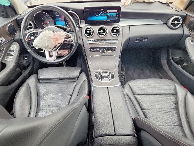 2019 MERCEDES-BENZ C 300 8