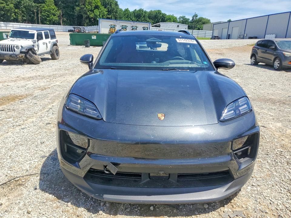 2026 PORSCHE MACAN 4S 5