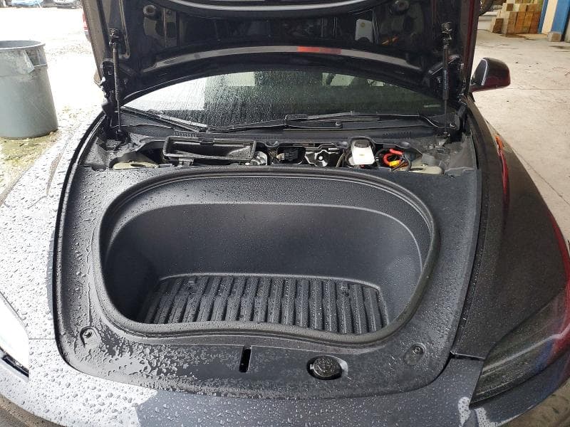 2026 TESLA MODEL 3 11