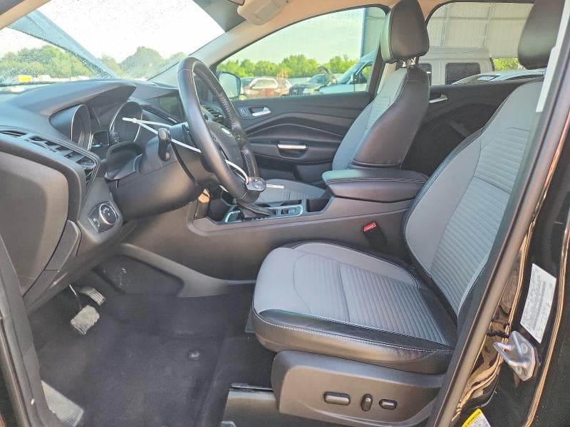 2017 FORD ESCAPE SE 7