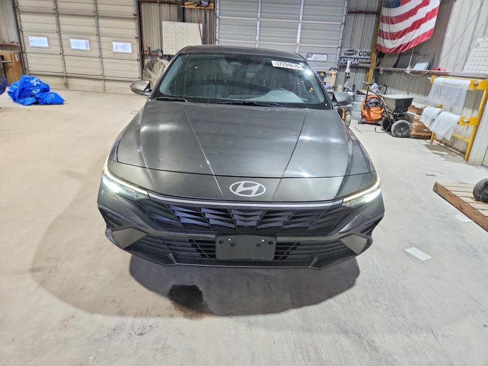 2024 HYUNDAI ELANTRA SEL 5