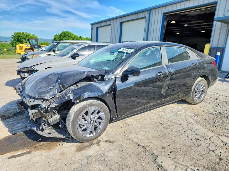 2024 HYUNDAI ELANTRA SEL - 1
