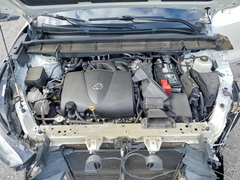 2020 TOYOTA HIGHLANDER L 12