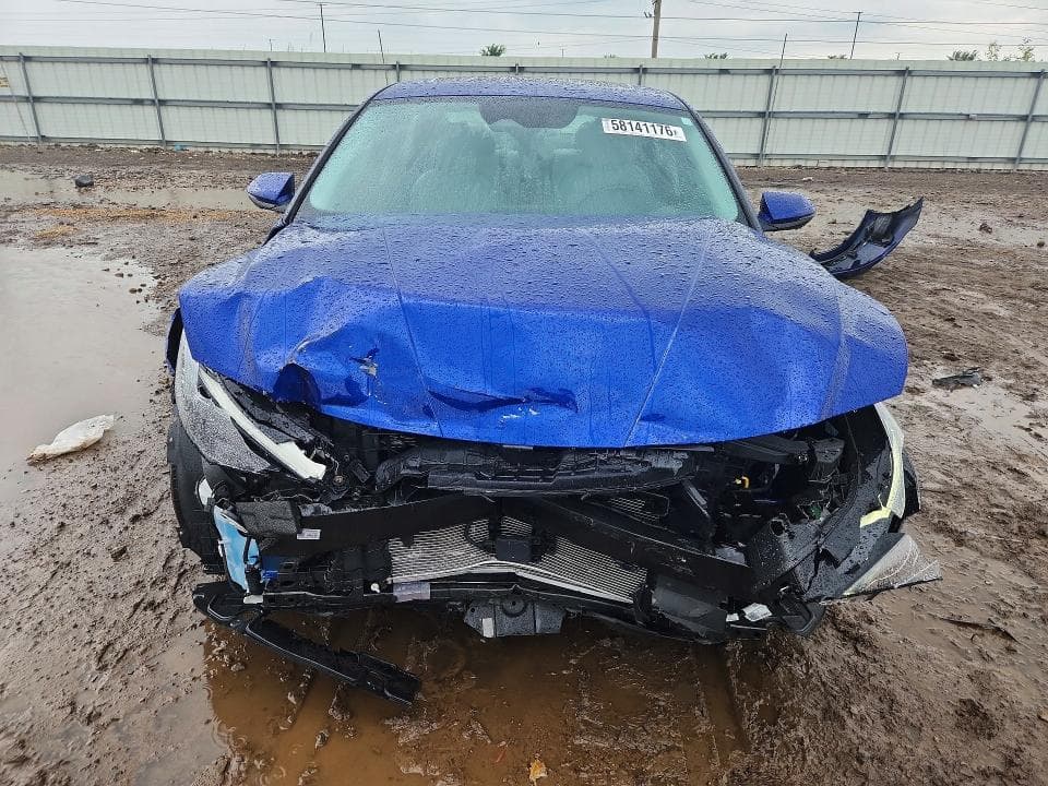 2023 HYUNDAI ELANTRA LIMITED 5