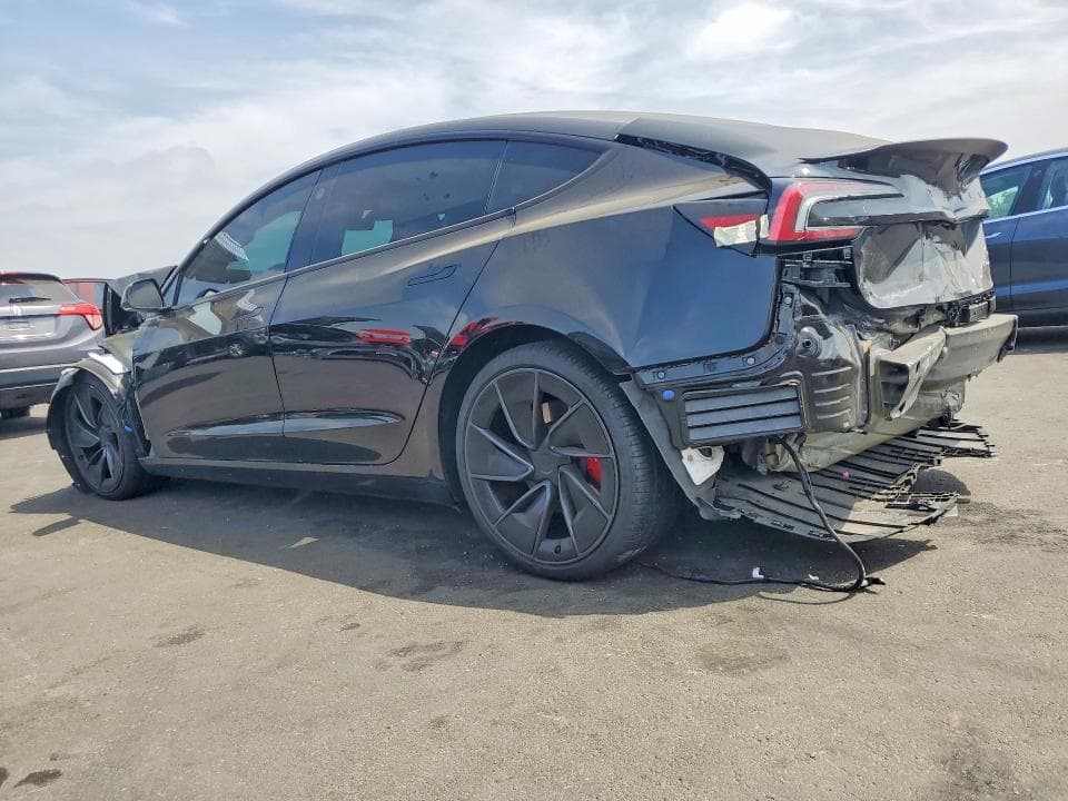 2026 TESLA MODEL 3 2