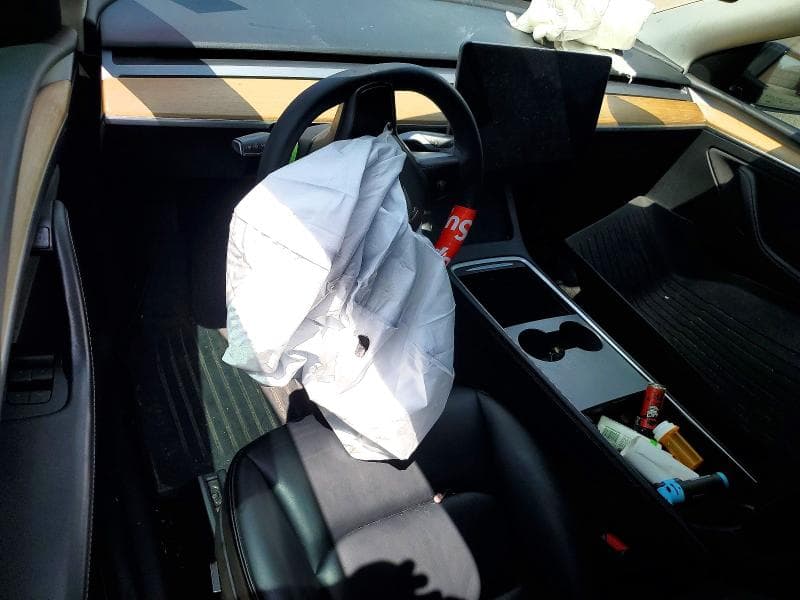 2022 TESLA MODEL Y 8