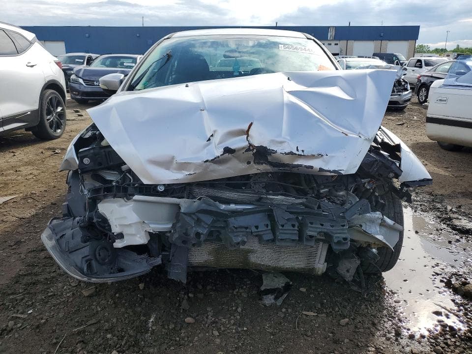 2017 FORD FOCUS SE 5