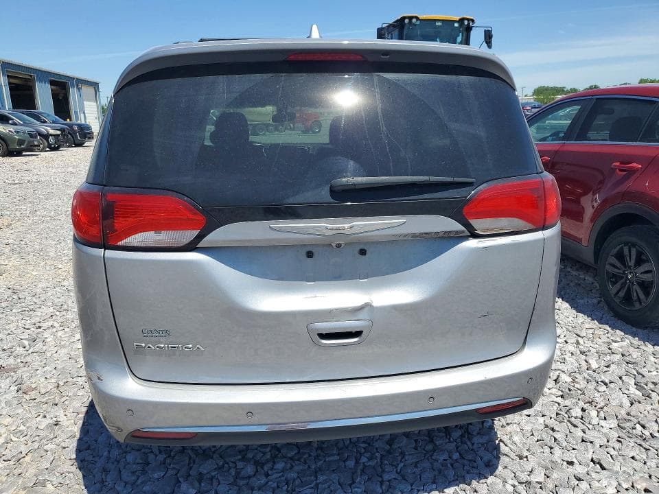 2017 CHRYSLER PACIFICA TOURING L 6
