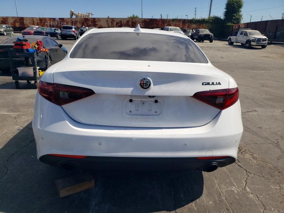 2019 ALFA ROMEO GIULIA 6