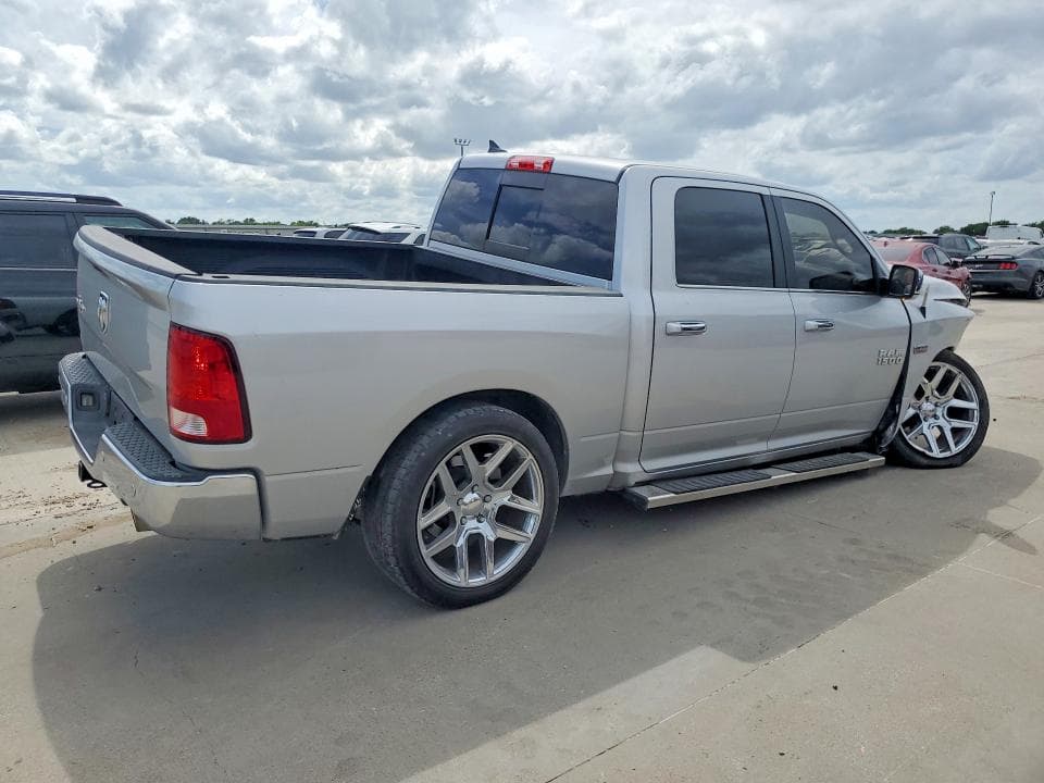 2018 RAM 1500 SLT 3