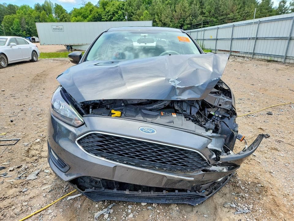 2017 FORD FOCUS SEL 5