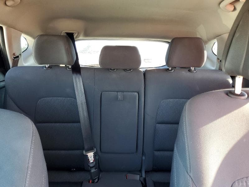 2017 HYUNDAI TUCSON SE 10