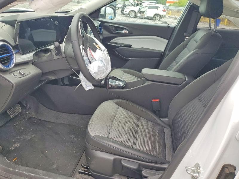 2025 CHEVROLET TRAX 1LT 7
