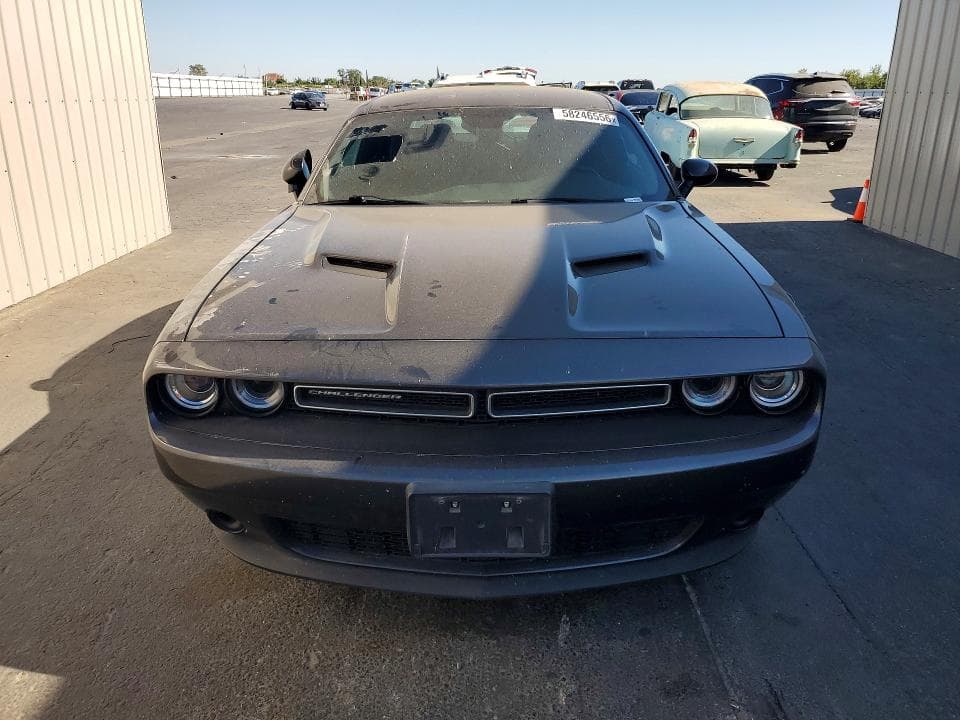 2022 DODGE CHALLENGER SXT 5