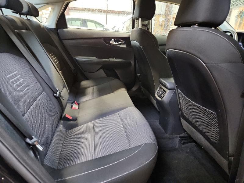 2020 KIA FORTE EX 10