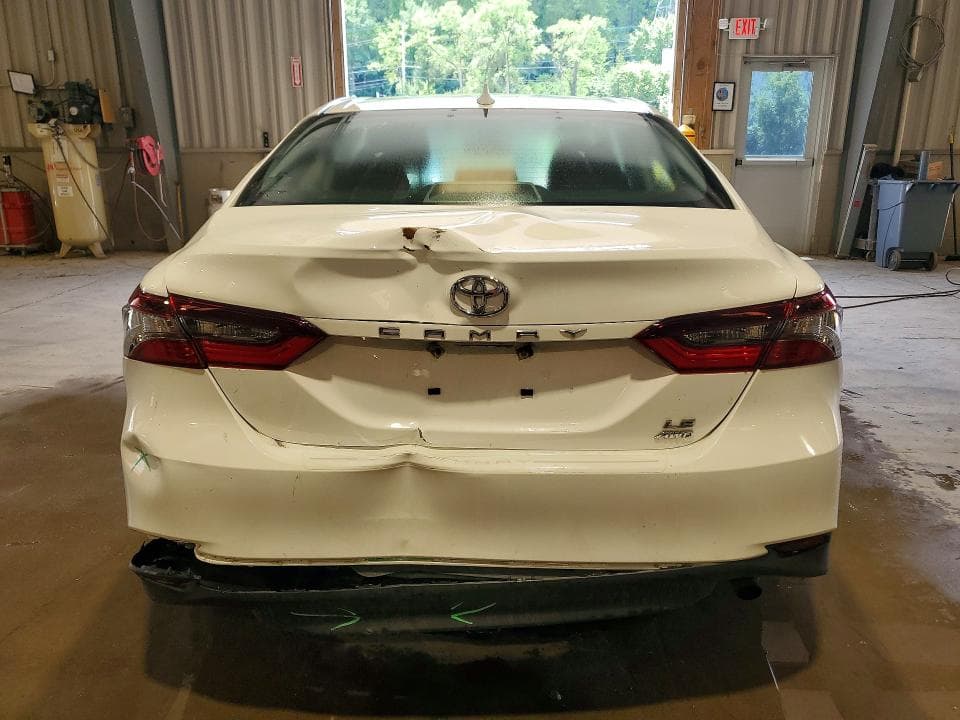 2023 TOYOTA CAMRY LE 6