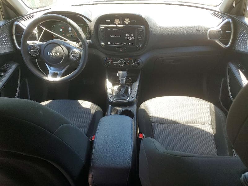 2023 KIA SOUL LX 8