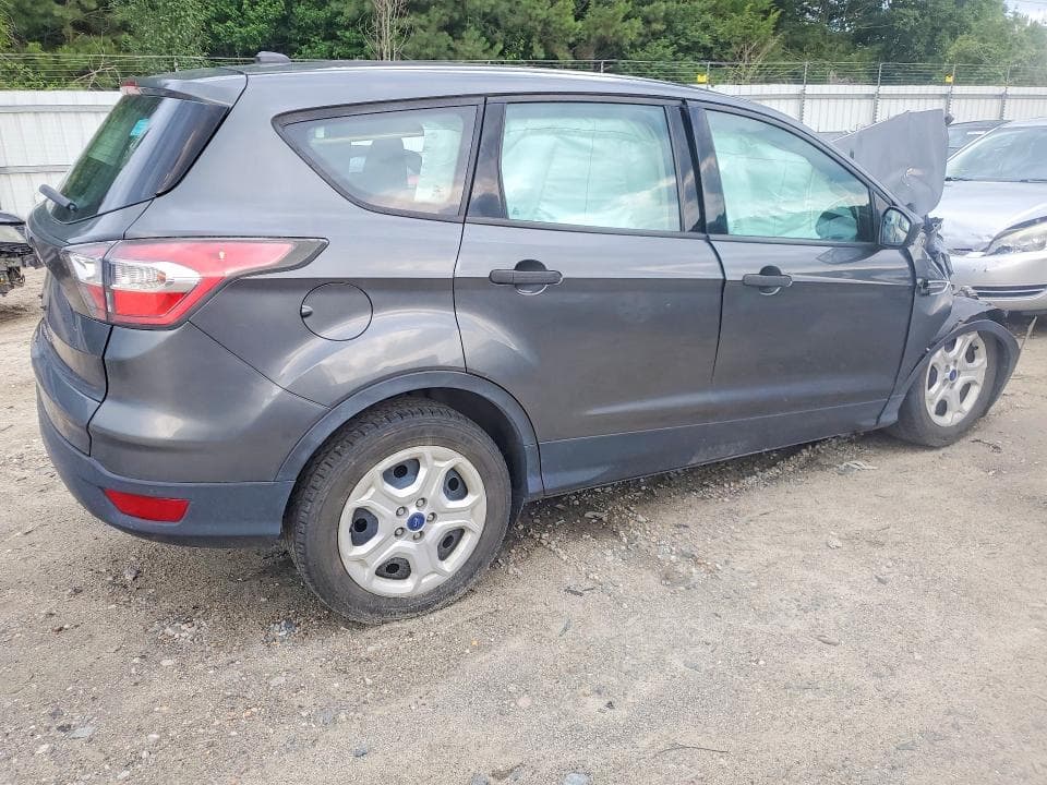 2017 FORD ESCAPE S 3